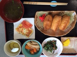 アクアのお昼ご飯