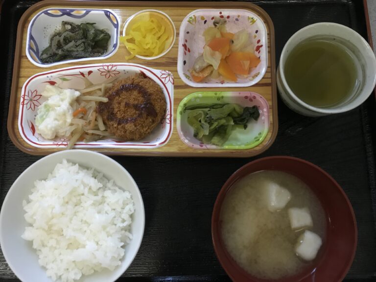 デイサービスお昼ご飯